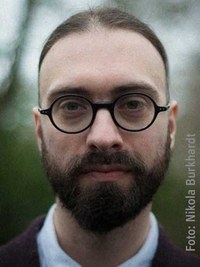 DHELab-Vortrag »F. Dombrowski: Spurenlese: Resultate digitaler Methoden in hermeneutischen Praxen am Beispiel SchulbuchEvolution & DigiRel«